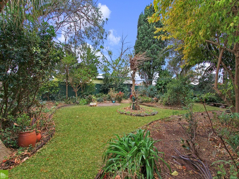 7 The Kingsway, Barrack Heights NSW 2528