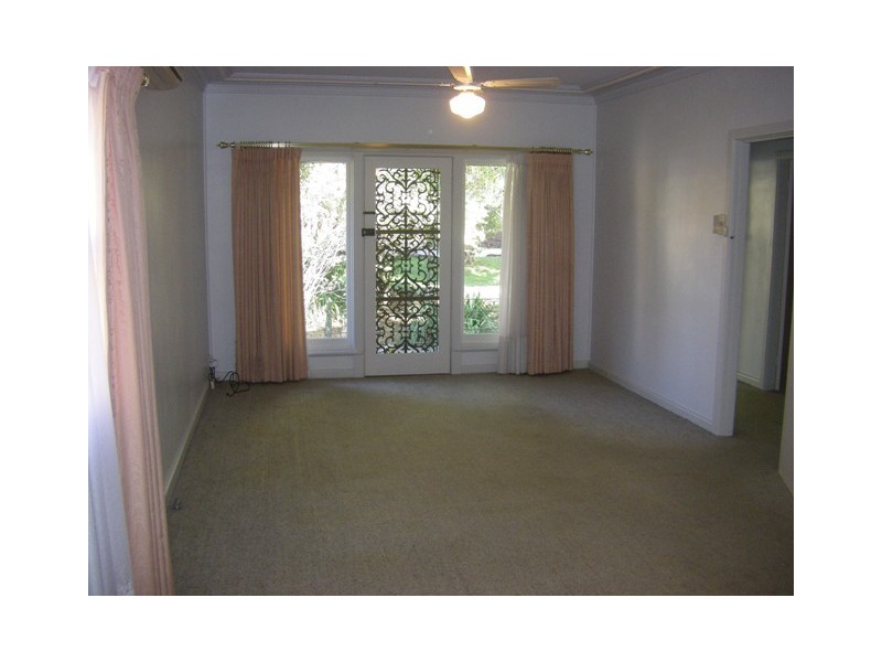 23 Jutland Ave, Coniston NSW 2500