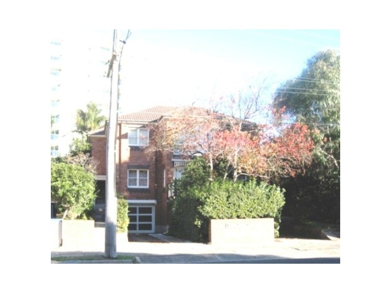 2/11 Bourke Street, Wollongong North NSW 2500