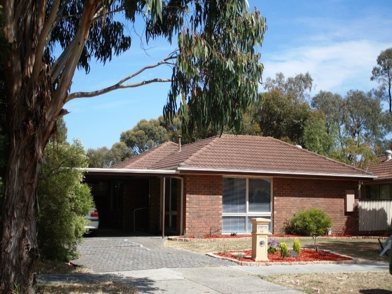 14 St Andrews Court, Sunbury VIC 3429