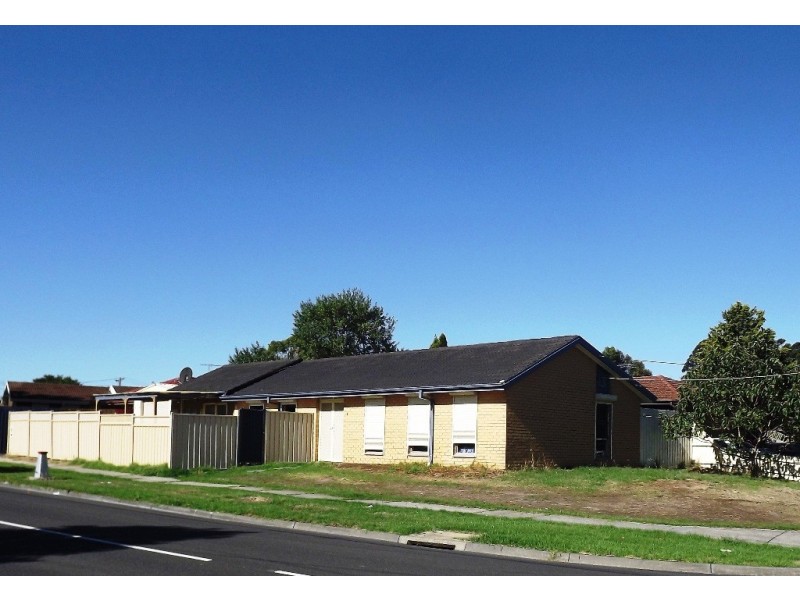 1 Werona Ct, Meadow Heights VIC 3048