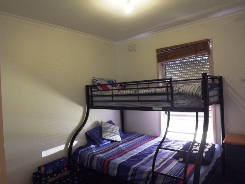 1 Werona Ct, Meadow Heights VIC 3048