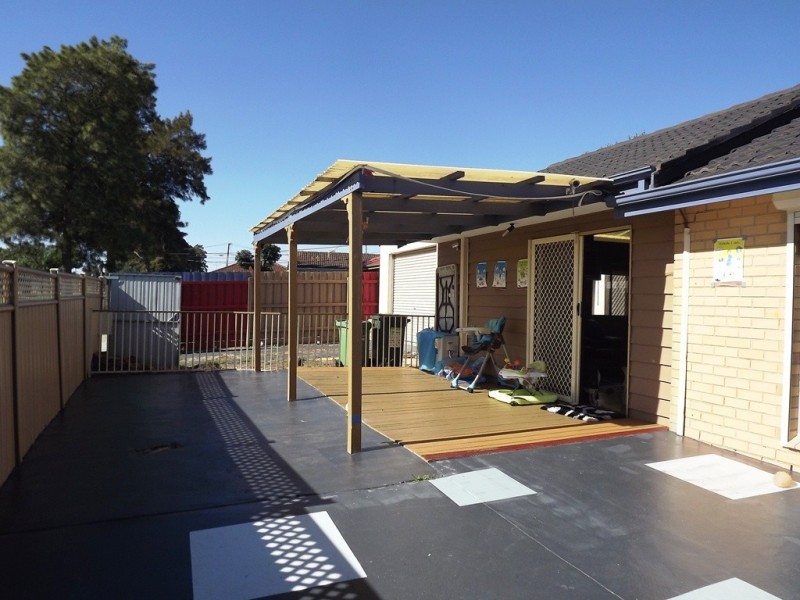 1 Werona Ct, Meadow Heights VIC 3048