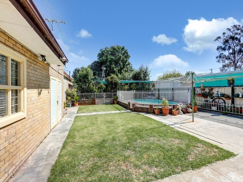 9 Ridgeway Parade, Sunshine West VIC 3020