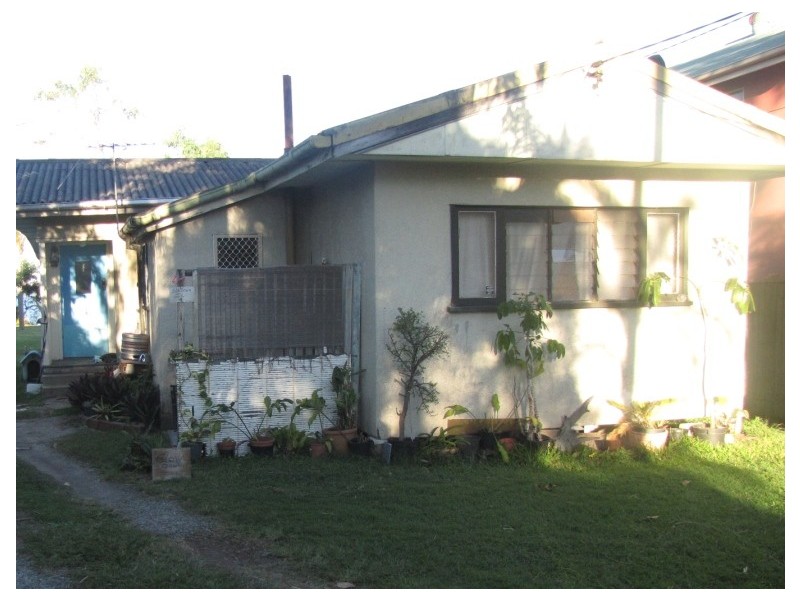 12A Whytecliffe Parade, Woody Point QLD 4019