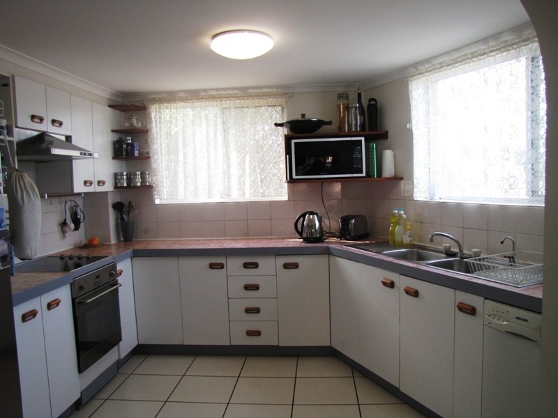 10/102 Hornibrook Esplanade, Clontarf QLD 4019