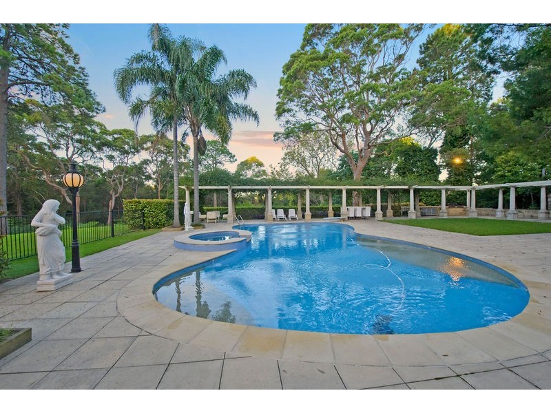 9 Morgan Road, Belrose NSW 2085