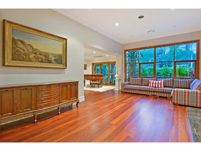 9 Morgan Road, Belrose NSW 2085