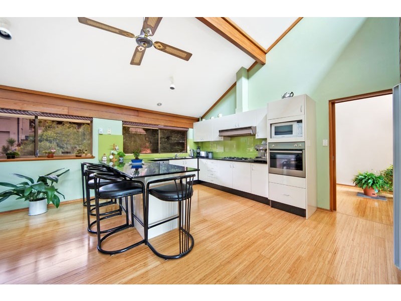 1 Downes Close, Illawong NSW 2234