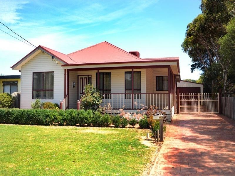 34 Whiting Avenue, Indented Head VIC 3223