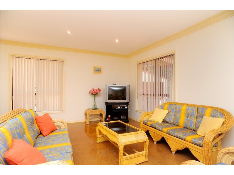 34 Whiting Avenue, Indented Head VIC 3223