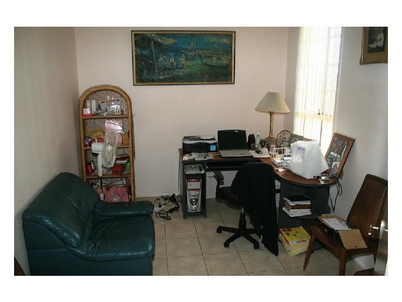 18 Peace Ct, Mount Warren Park QLD 4207