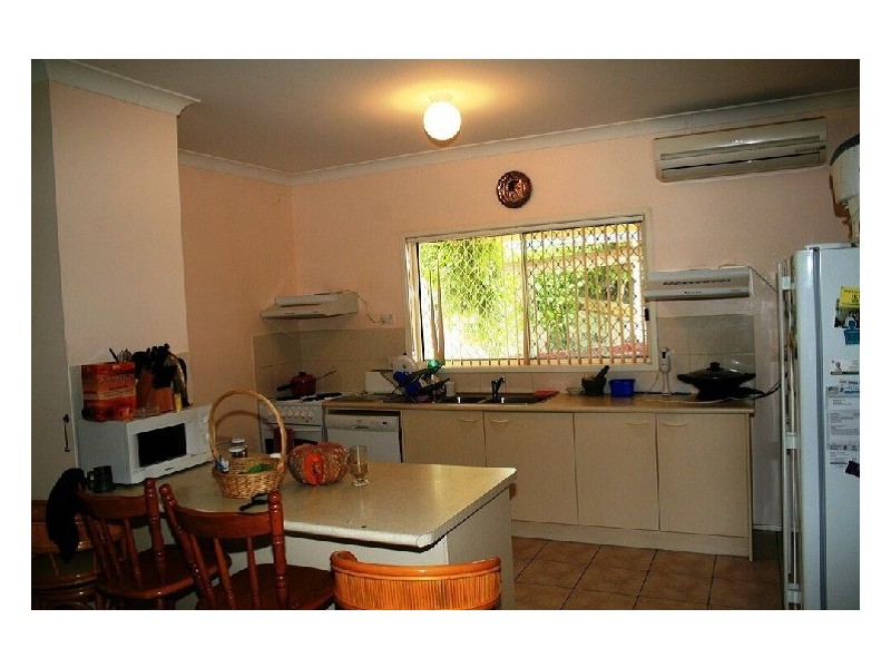 18 Peace Ct, Mount Warren Park QLD 4207