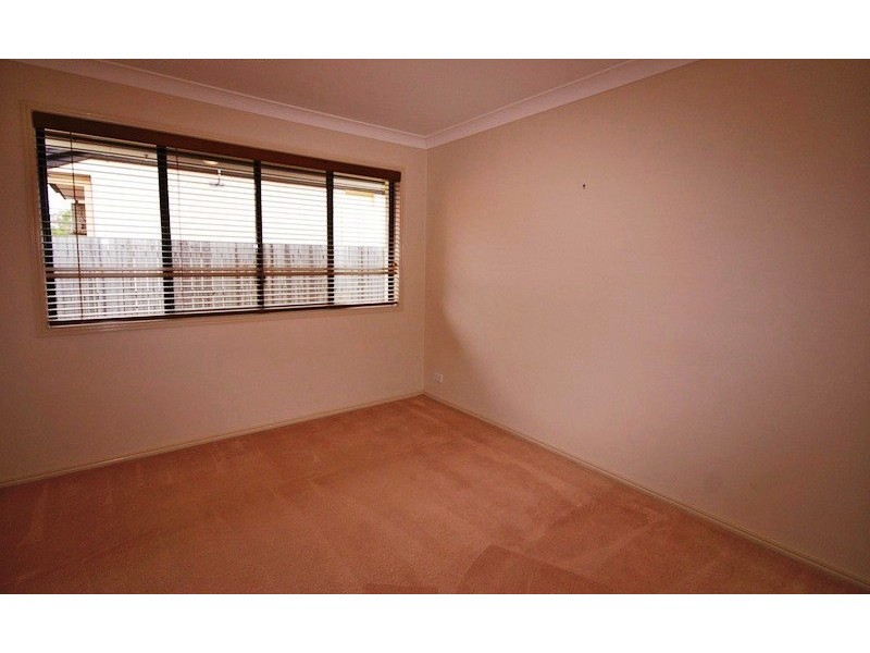 111 CLAREMONT PARADE, Forest Lake QLD 4078