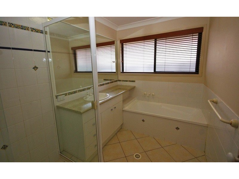 111 CLAREMONT PARADE, Forest Lake QLD 4078