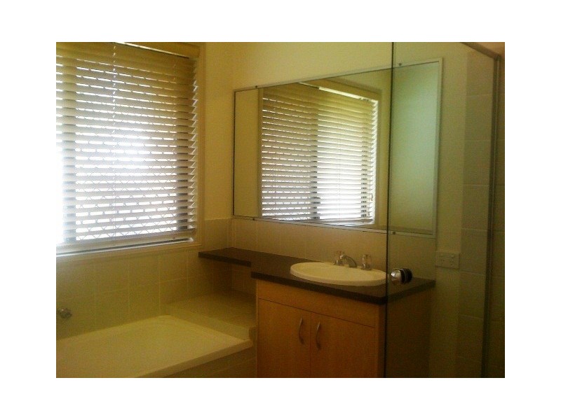 53 CAROLINA PARADE, Forest Lake QLD 4078