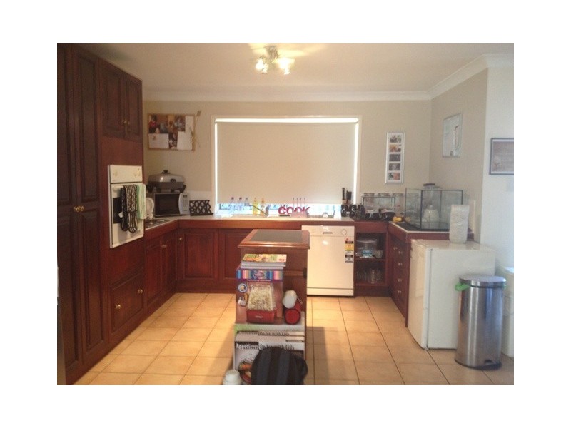 5 TIVOLI PLACE, Forest Lake QLD 4078