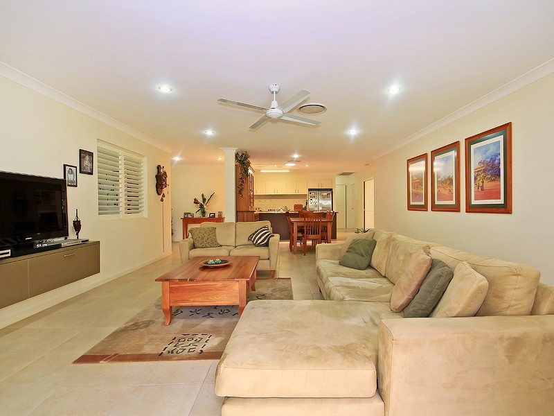 67 LAUREL STREET, Heathwood QLD 4110