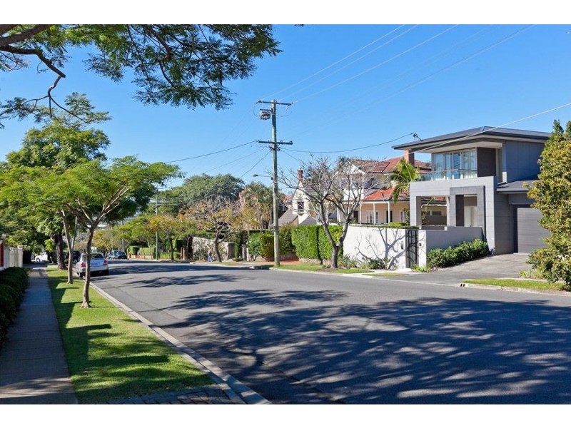 3/104 Windermere Street, Hamilton QLD 4007