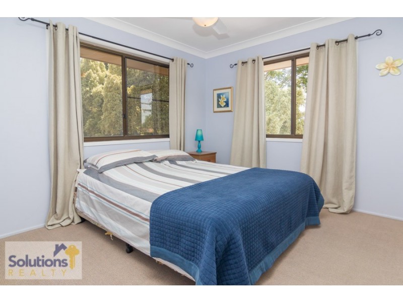 1 Rochelle Ct, Petrie QLD 4502