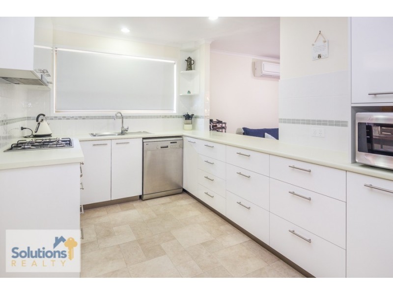 32 Belrose Avenue, Petrie QLD 4502