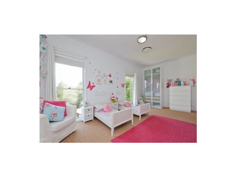 17 Pardalote Drive, Brookwater QLD 4300