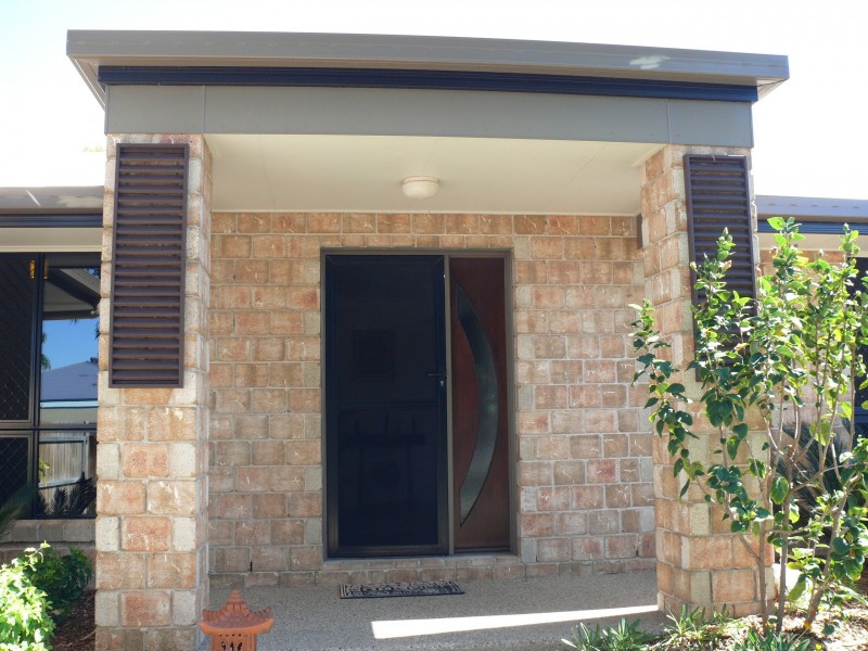 1 Gilbert Street, Bowen QLD 4805