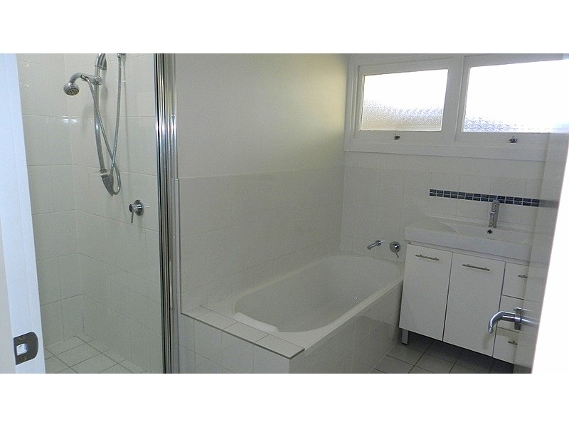 36 Wellington Street, Mundingburra QLD 4812