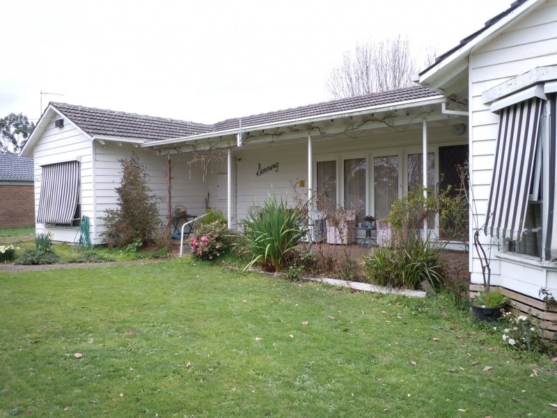 118 Main Street, Yinnar VIC 3869