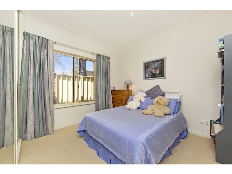 19 Swan Street, Grange SA 5022