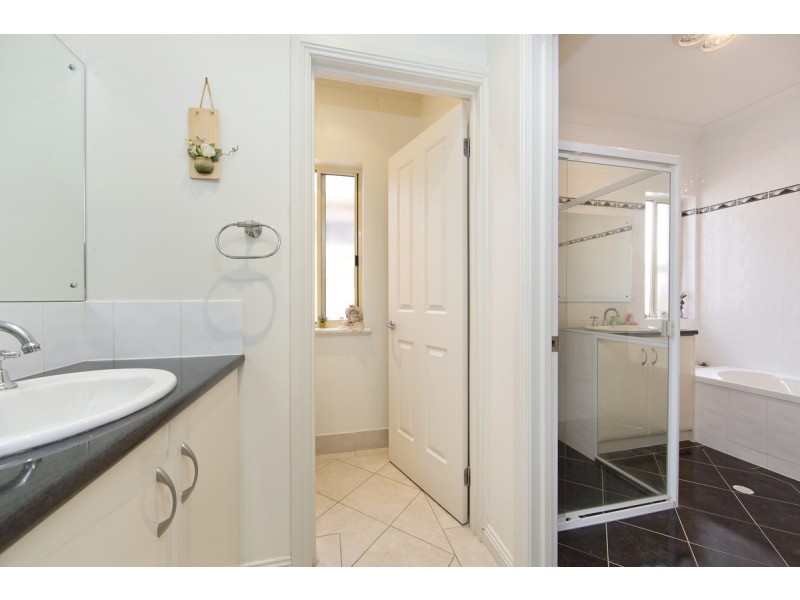 19 Swan Street, Grange SA 5022