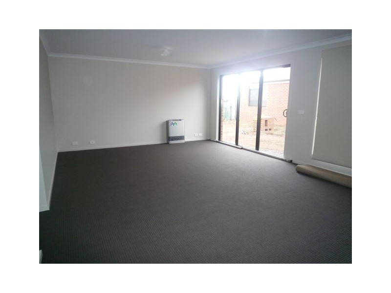 18 Stella Drive, Delacombe VIC 3356