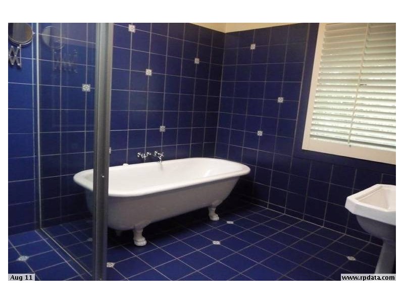 36 Johnston Street, Southport QLD 4215