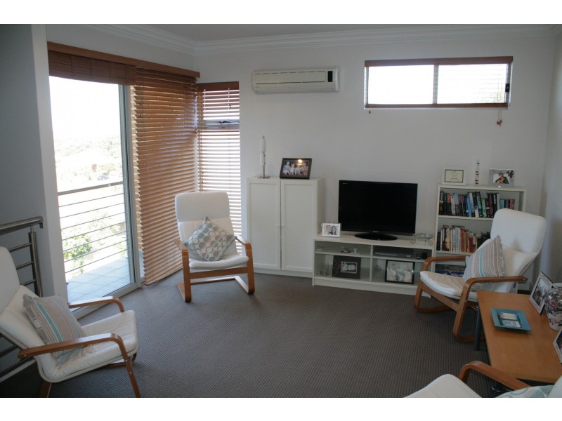 112A Jackson Avenue, Karrinyup WA 6018