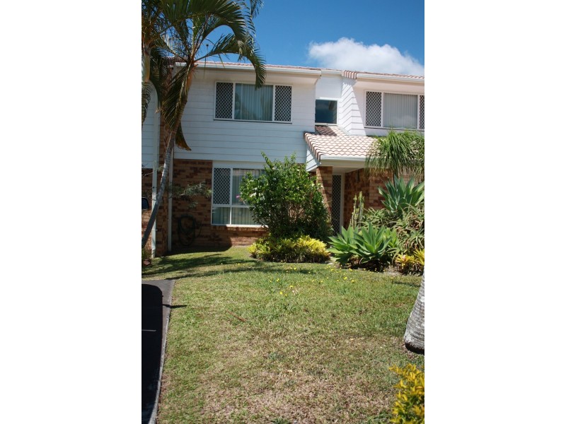 18/105 Ridgeway Avenue, Southport QLD 4215