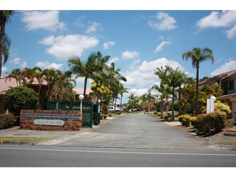 18/105 Ridgeway Avenue, Southport QLD 4215