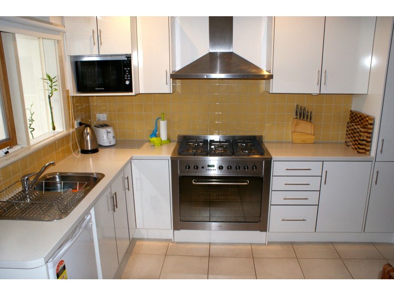 44 Everard Avenue, Keswick SA 5035