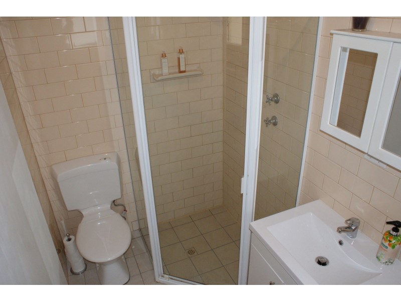 44 Everard Avenue, Keswick SA 5035