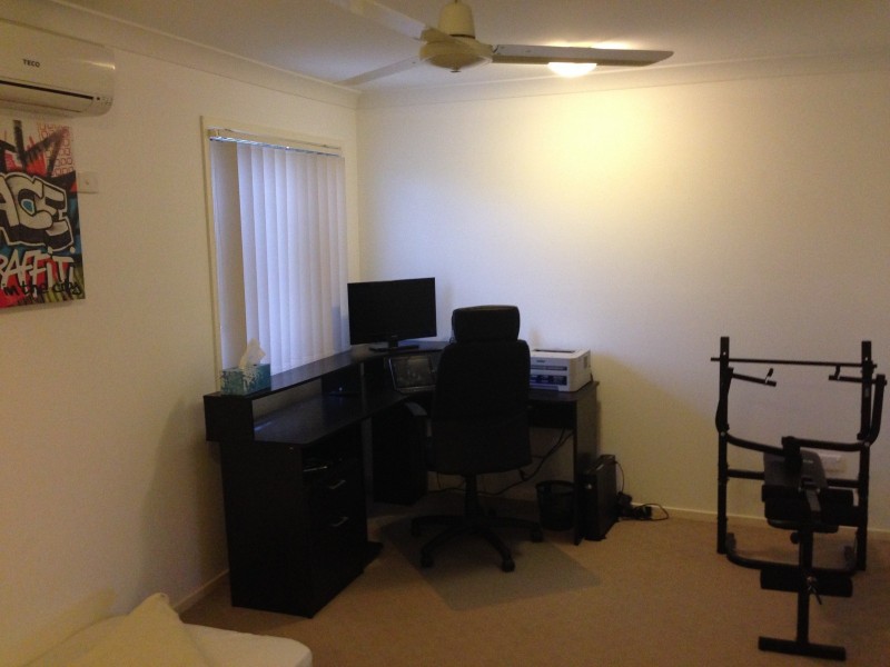 2/1 Victoria Street, Fairfield QLD 4103