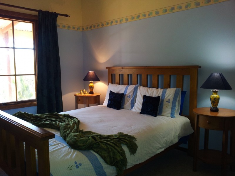 12 Lind Street, Gundaroo NSW 2620