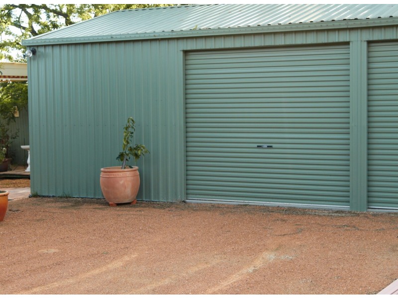 12 Lind Street, Gundaroo NSW 2620