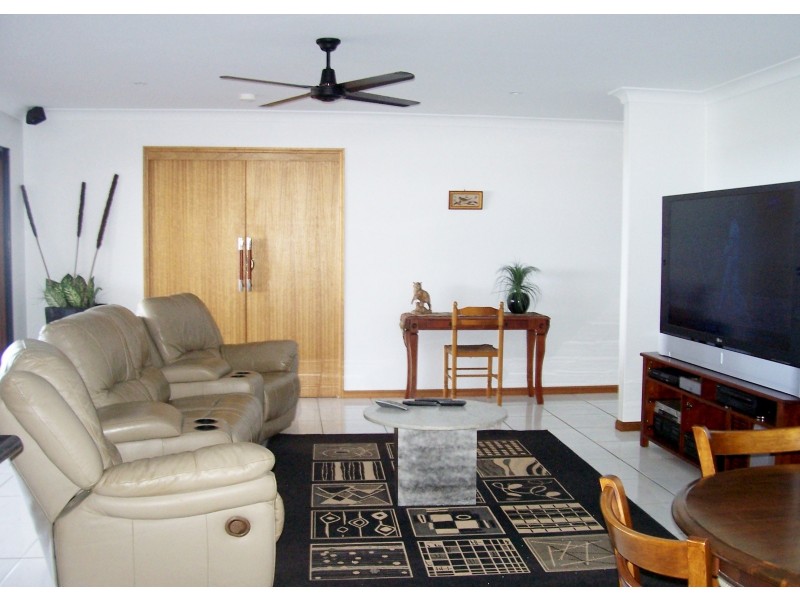 11 Nunkeri Drive, Mount Pleasant QLD 4740