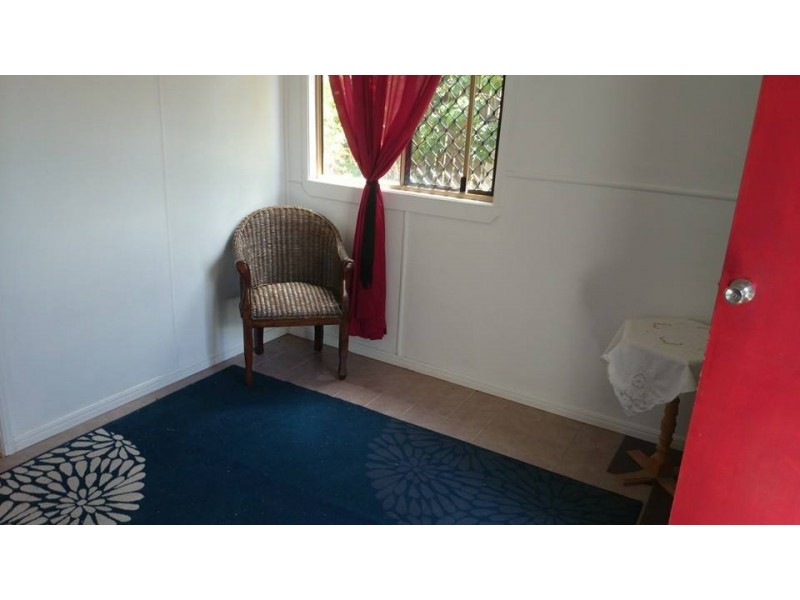 10 Crawford Street, Torbanlea QLD 4662