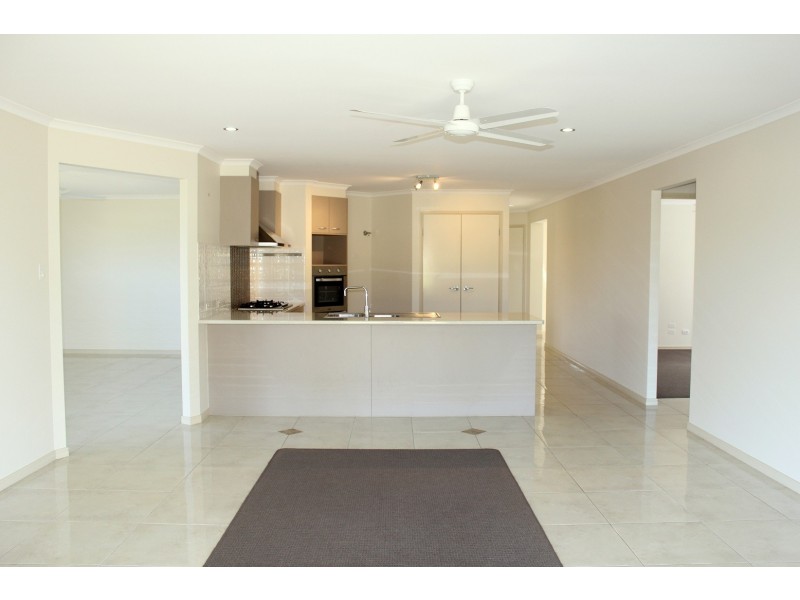 62 Taylor Road, Veteran QLD 4570