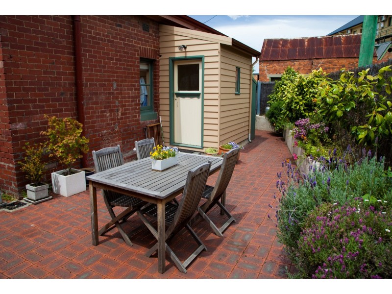12 Commercial Road, North Hobart TAS 7000
