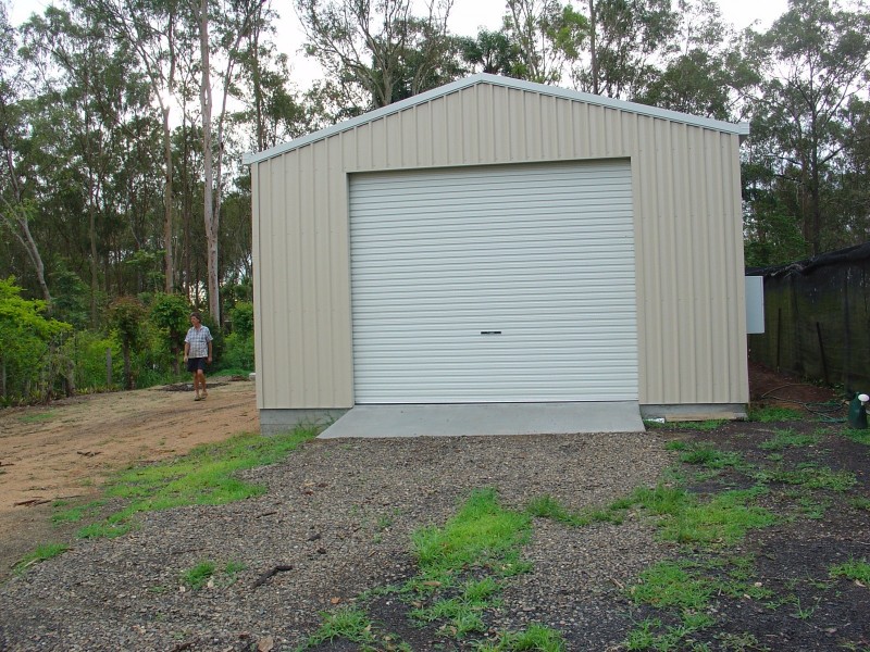 19 Third Avenue, Barellan Point QLD 4306