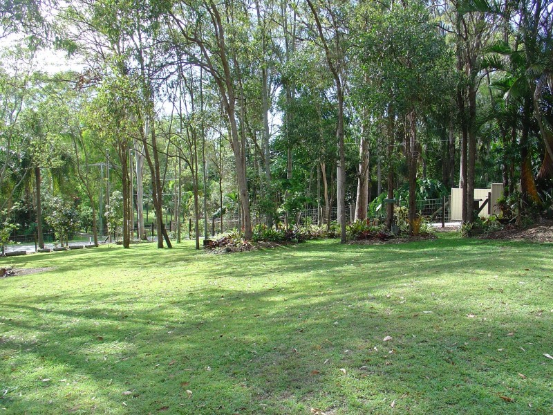 17 Third Avenue, Barellan Point QLD 4306