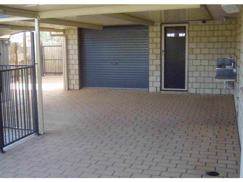 21 Archer Drive, Point Vernon QLD 4655