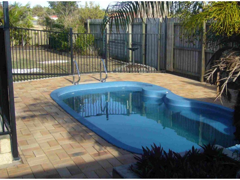 21 Archer Drive, Point Vernon QLD 4655