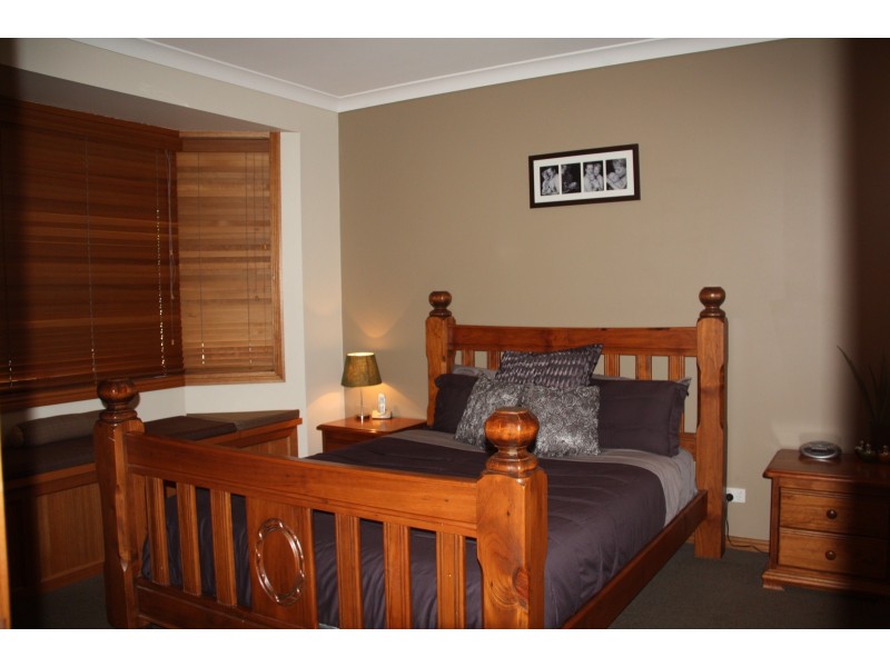60 Falcon Circuit, Wodonga VIC 3690